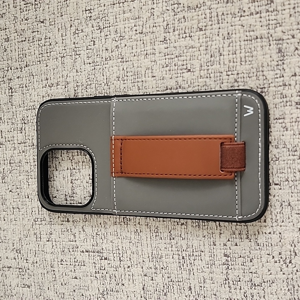 Walli, iPhone 13 pro case
